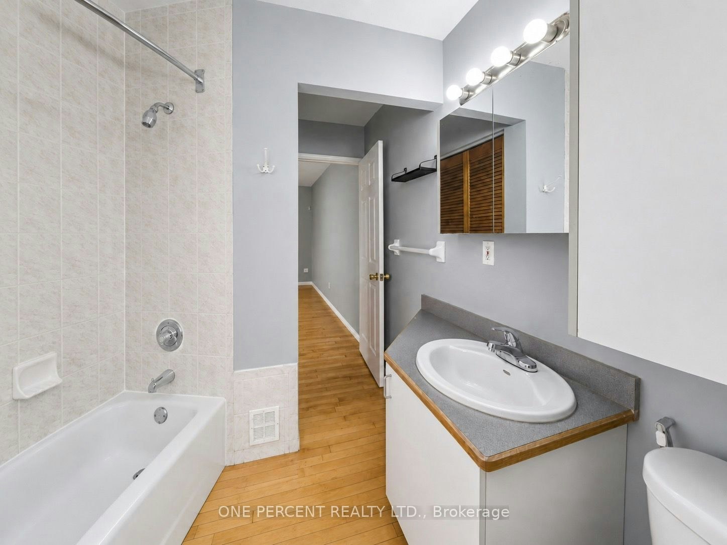 546 Concession Street W, Hamilton, ON, L8V 1A9 - 11