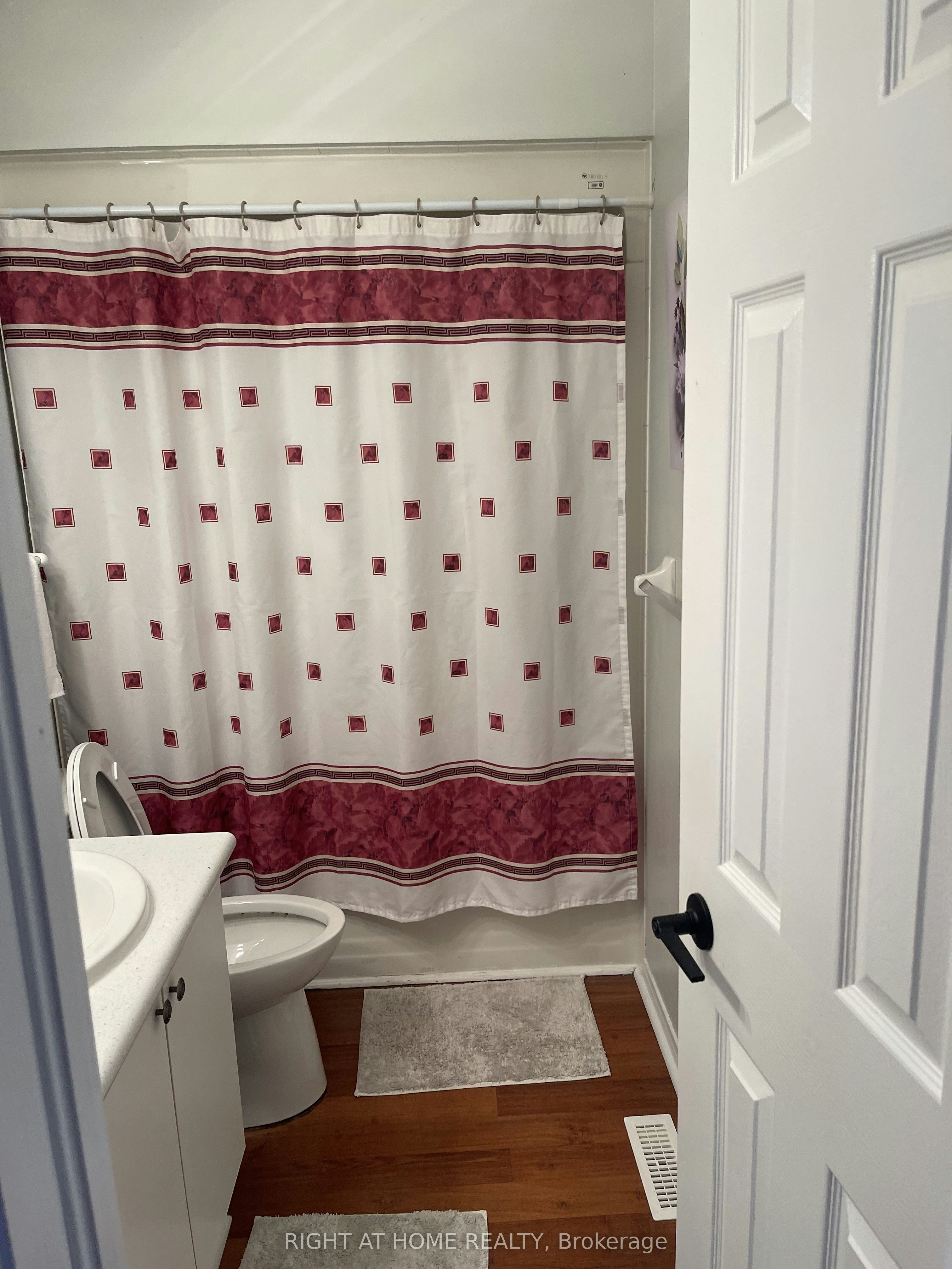 Room 1-33 Phair Crescent, London, ON, N5Z 5B5 - 11