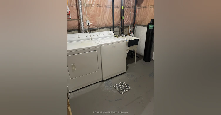 Room 2-33 Phair Crescent, London, ON, N5Z 5B5 - 13