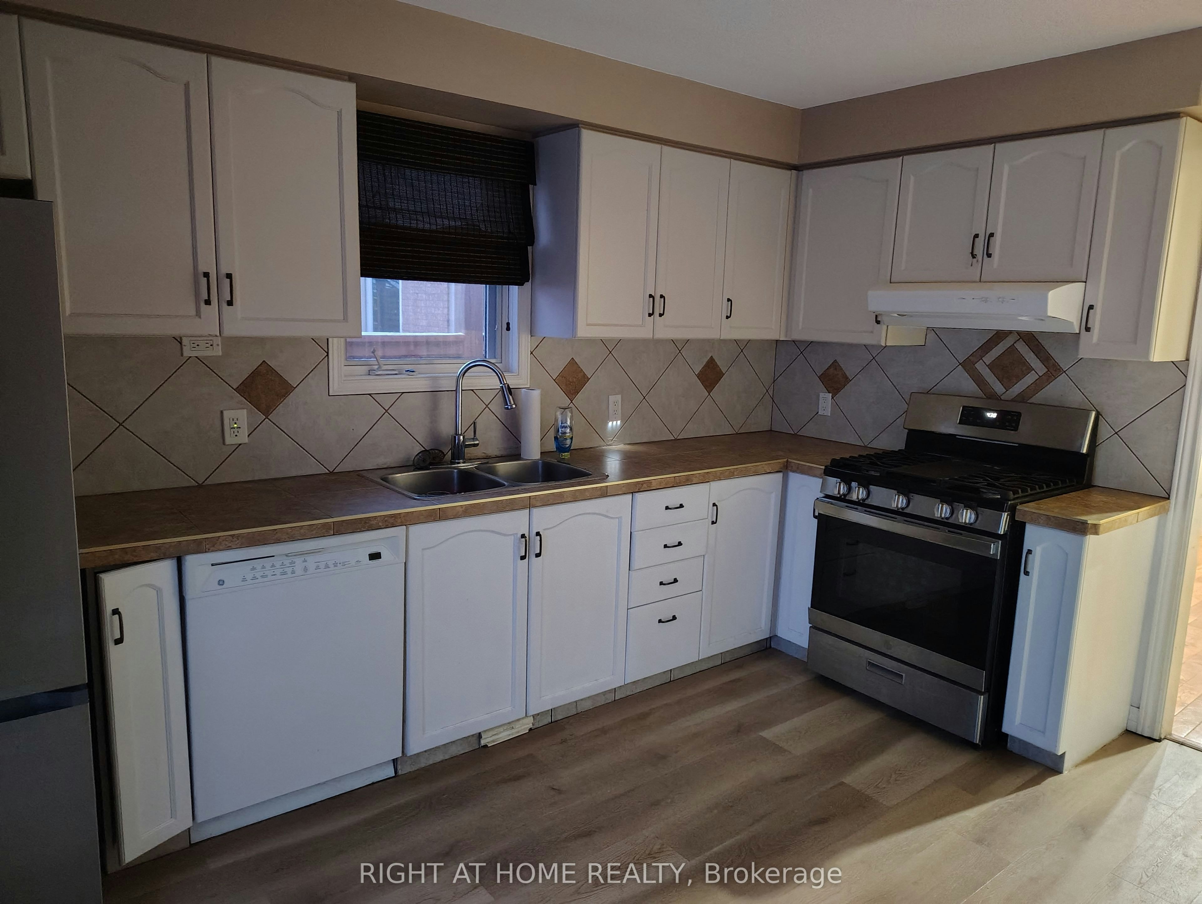 47 Jackson Court W, Welland, ON, L3C 7G2 - 12