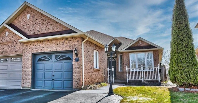 47 Jackson Court W, Welland, ON, L3C 7G2