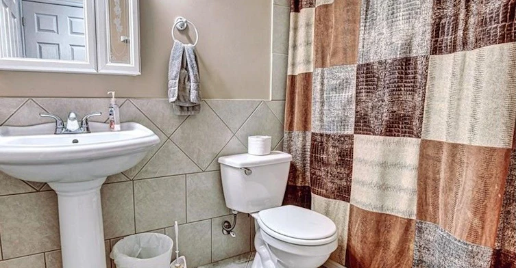 47 Jackson Court W, Welland, ON, L3C 7G2 - 7
