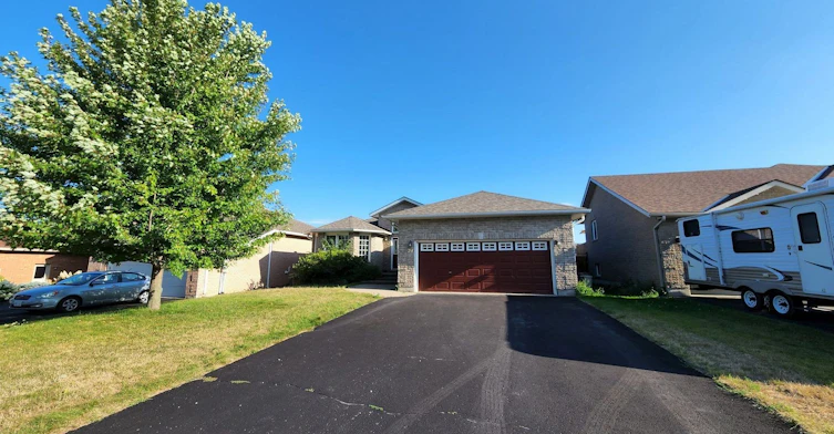 24 Sunshine Lane, Quinte West, ON, K8V 6X7