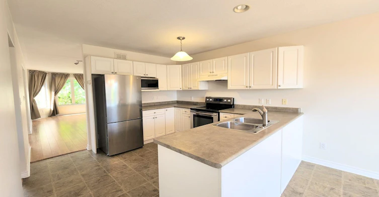24 Sunshine Lane, Quinte West, ON, K8V 6X7 - 7