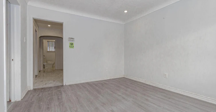 55 Hamilton Street, St. Catharines, ON, L2S 1K8 - 4