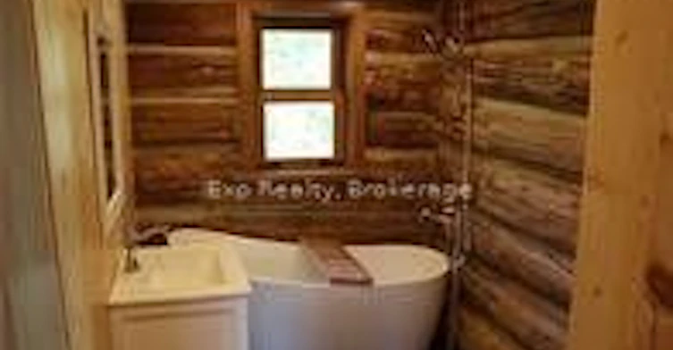 3318 County Road 8 Road, Prince Edward County, ON, K0K 2T0 - 9