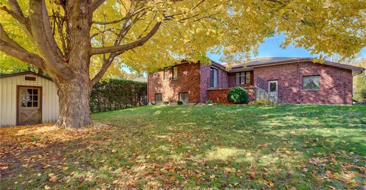 184 Hull Road, Strathroy, ON, N7G 3P2 - 24