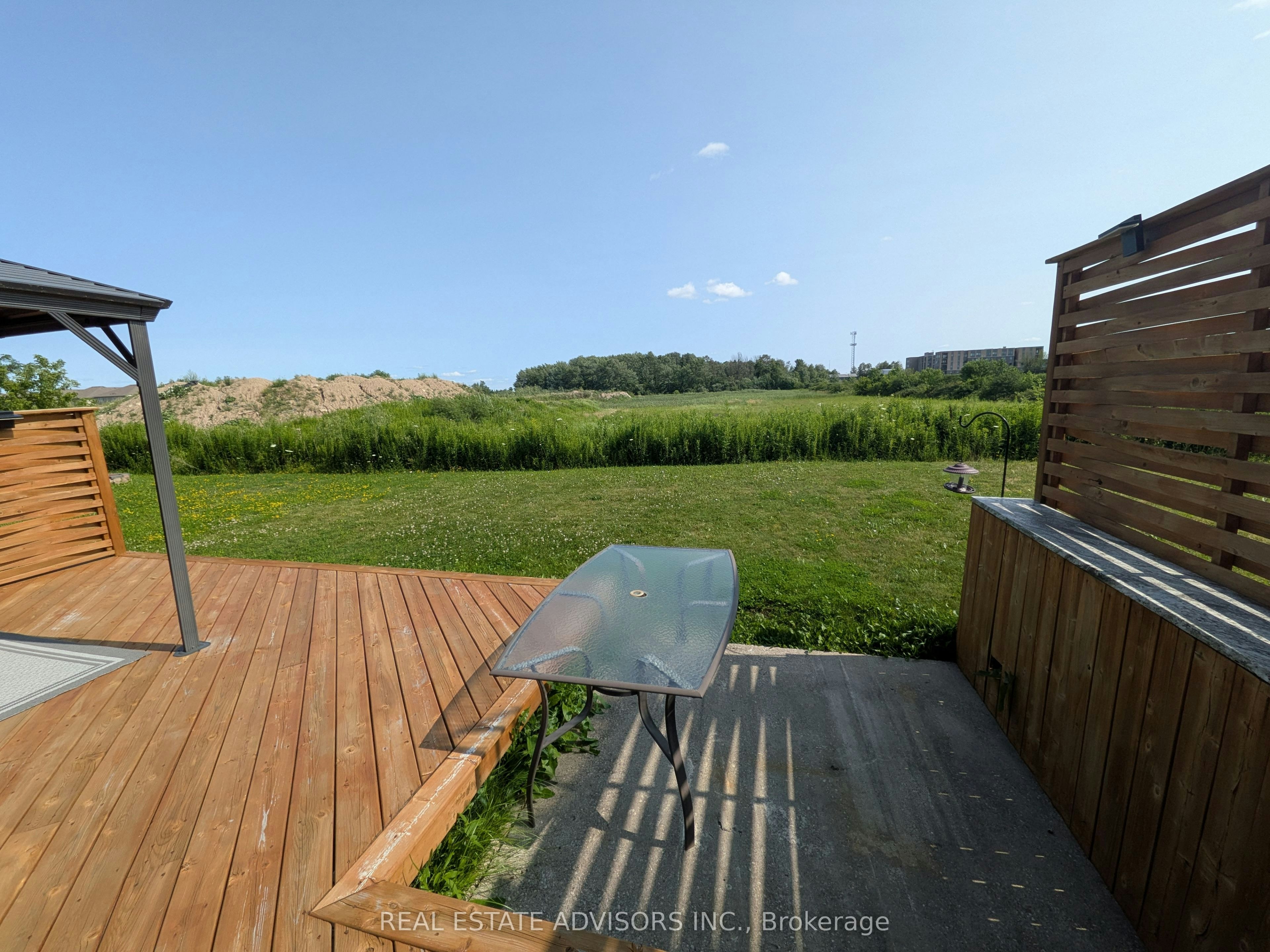 1364 Caen Avenue, Woodstock, ON, N4T 0J3 - 22