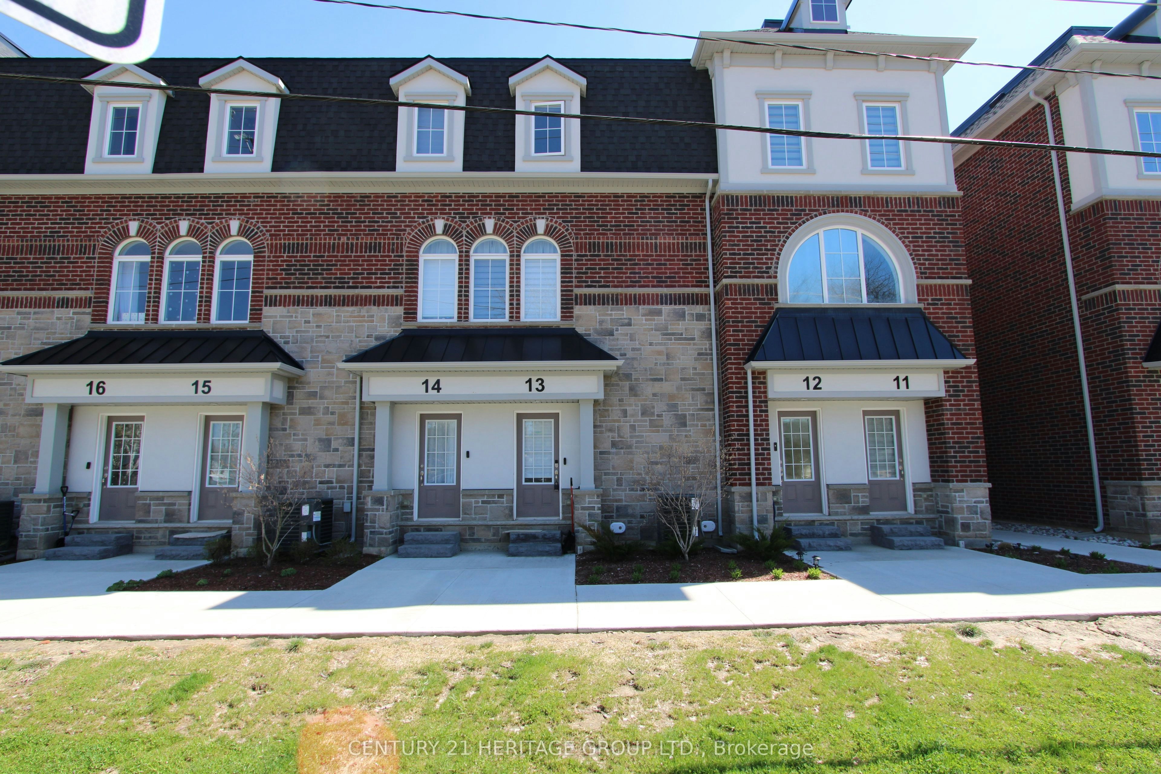 13-677 Park Road N, Brantford, ON, N3R 0A2