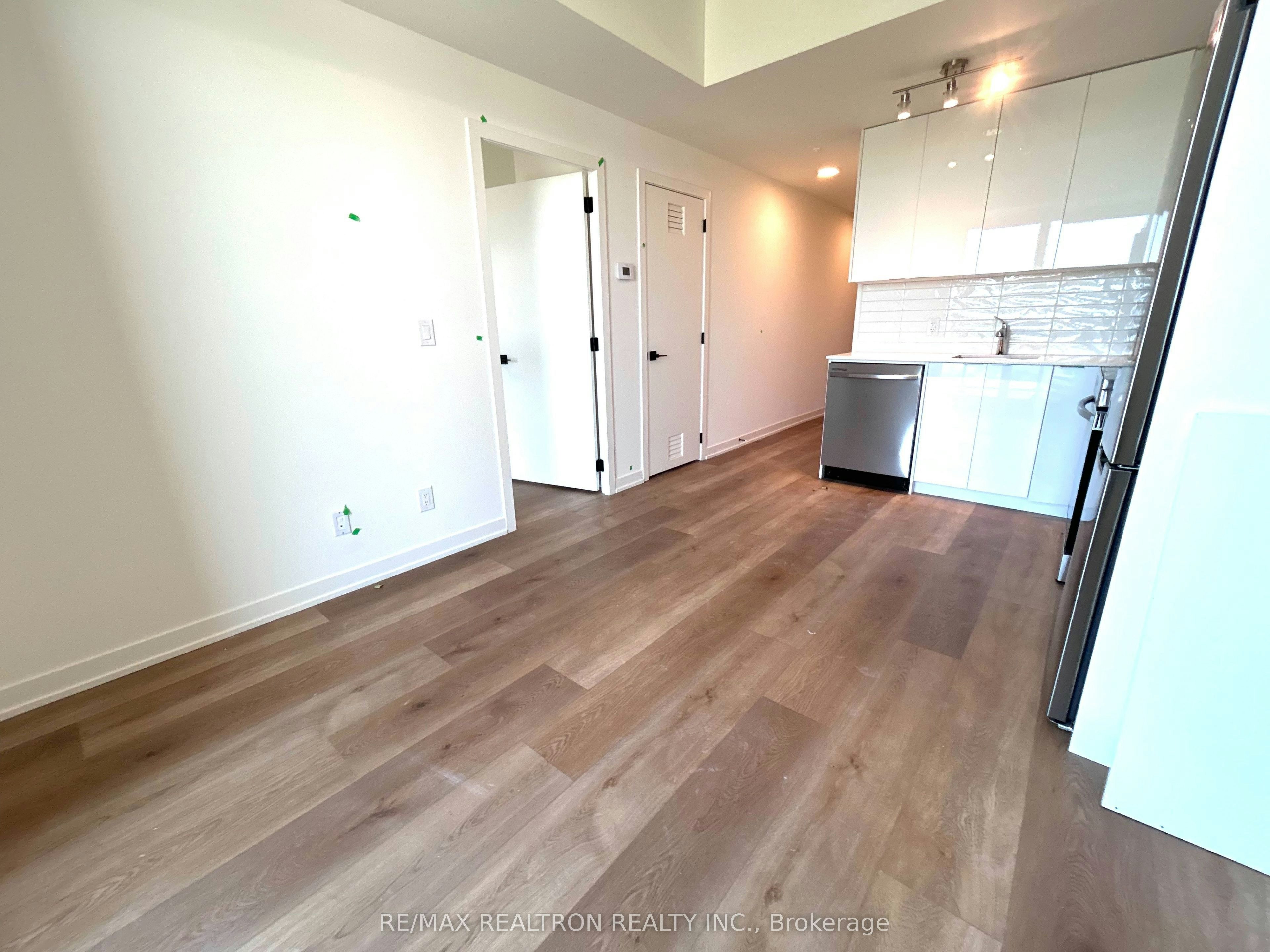 33 Erie Avenue, Brantford, ON, N3S 0K7 - 4