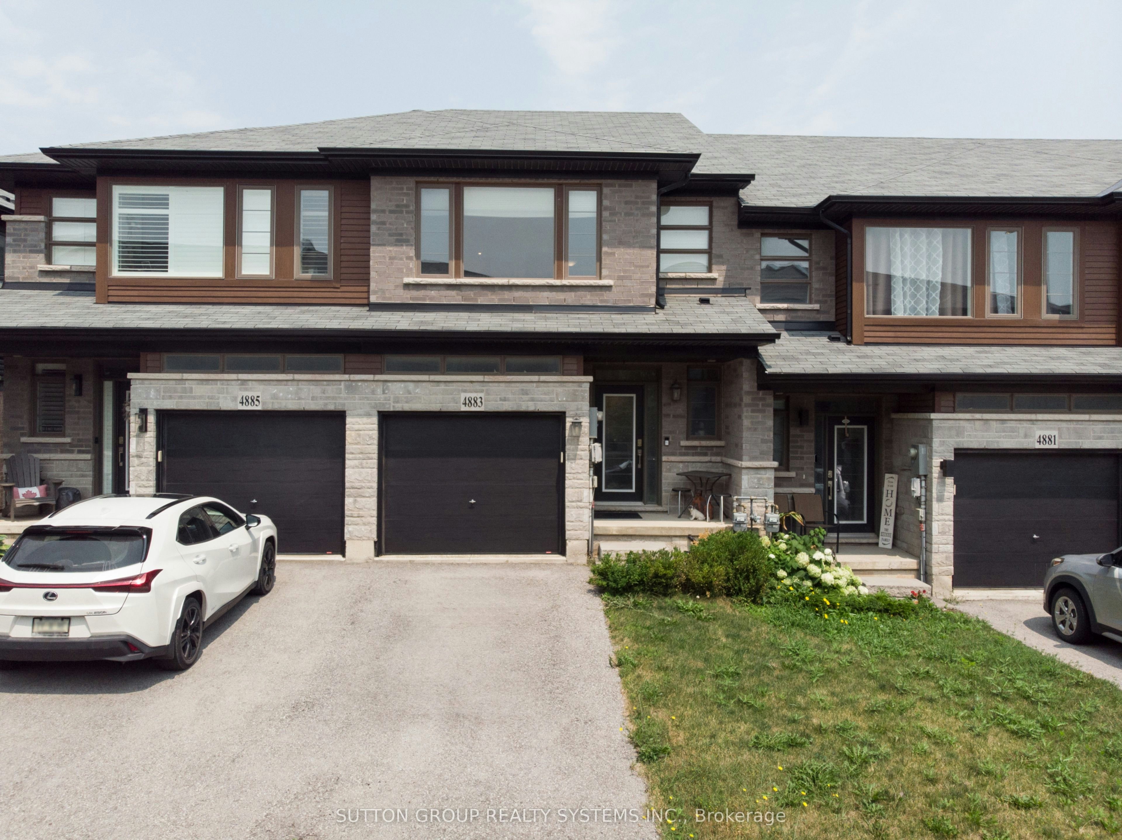 4883 Connor Drive, Lincoln, ON, L3J 0S2