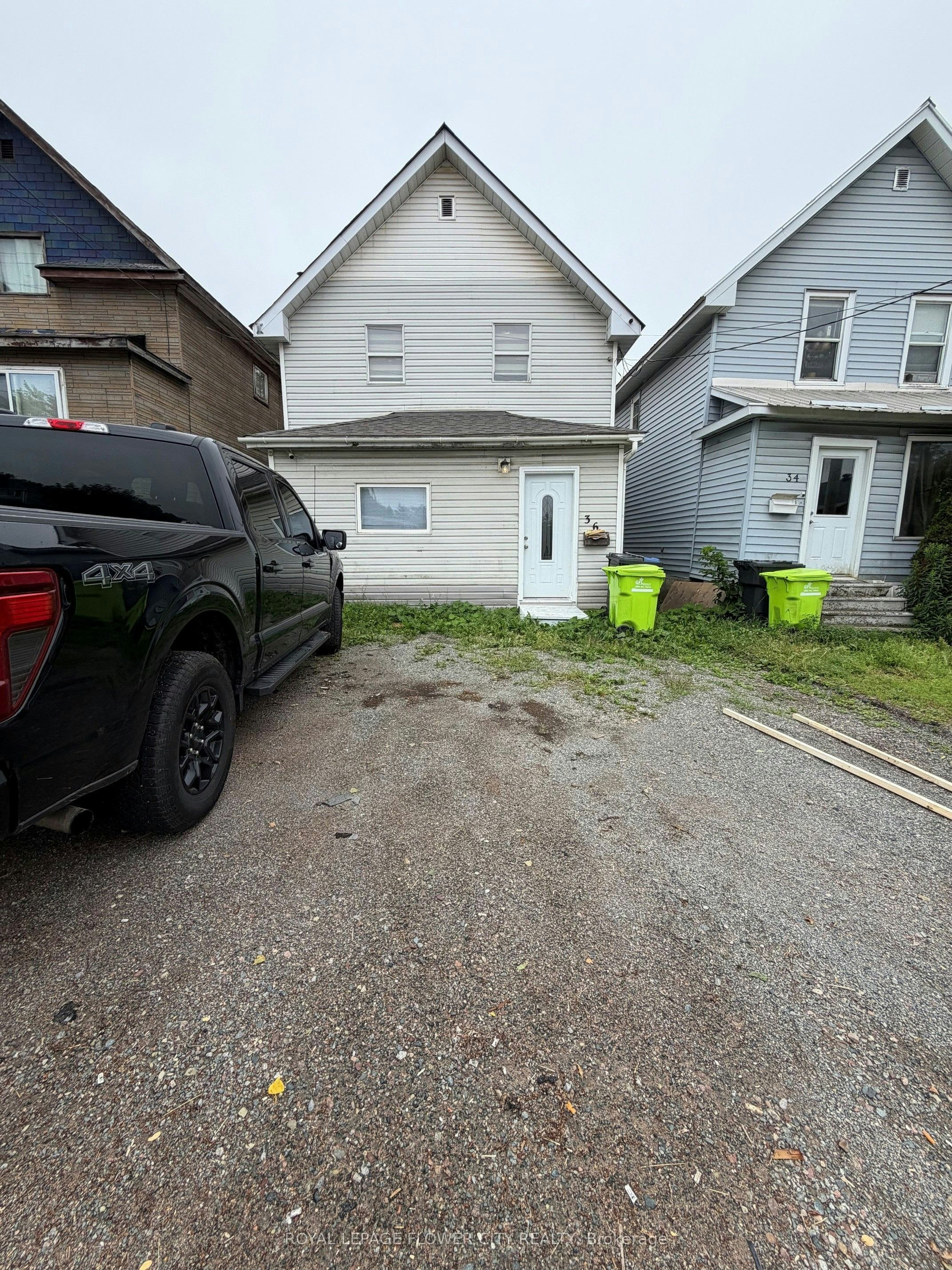 36 St Georges Avenue E, Sault Ste. Marie, ON, P6B 1W7