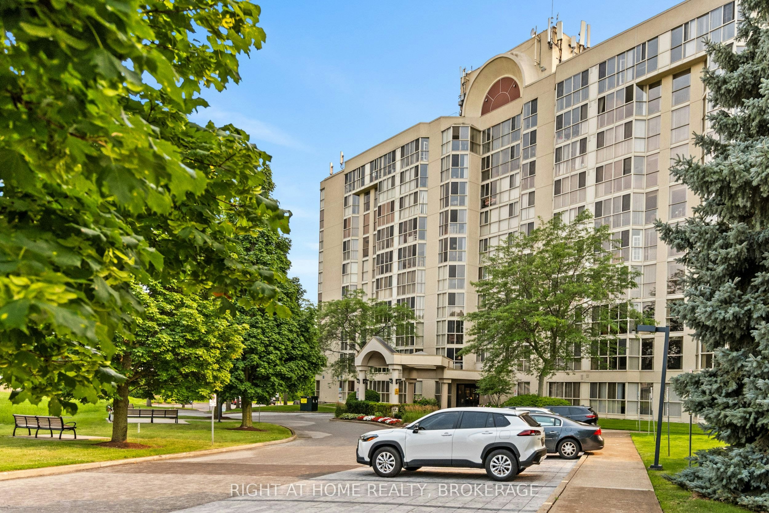 801-162 Martindale Road, St. Catharines, ON, L2S 3S4
