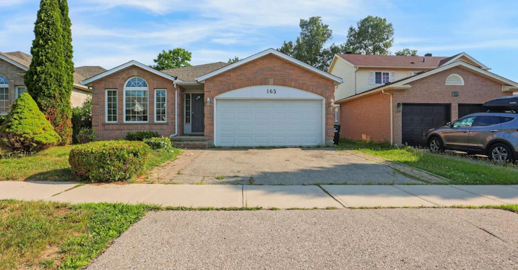 163 Daimler Drive, Kitchener, ON, N2A 4C7