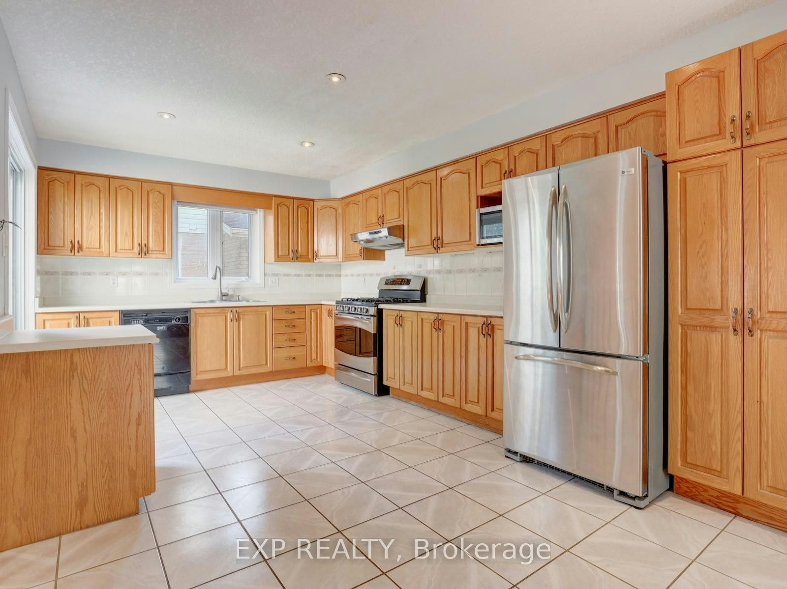 163 Daimler Drive, Kitchener, ON, N2A 4C7 - 14