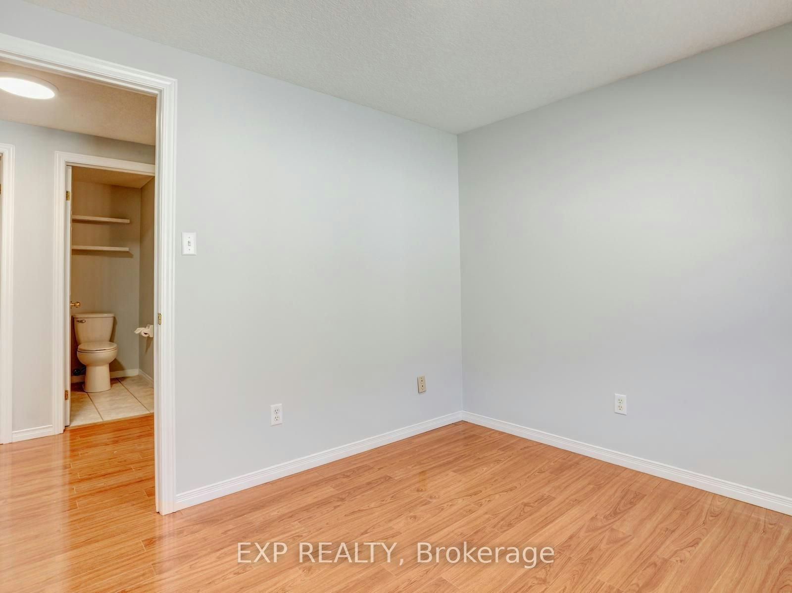 163 Daimler Drive, Kitchener, ON, N2A 4C7 - 38