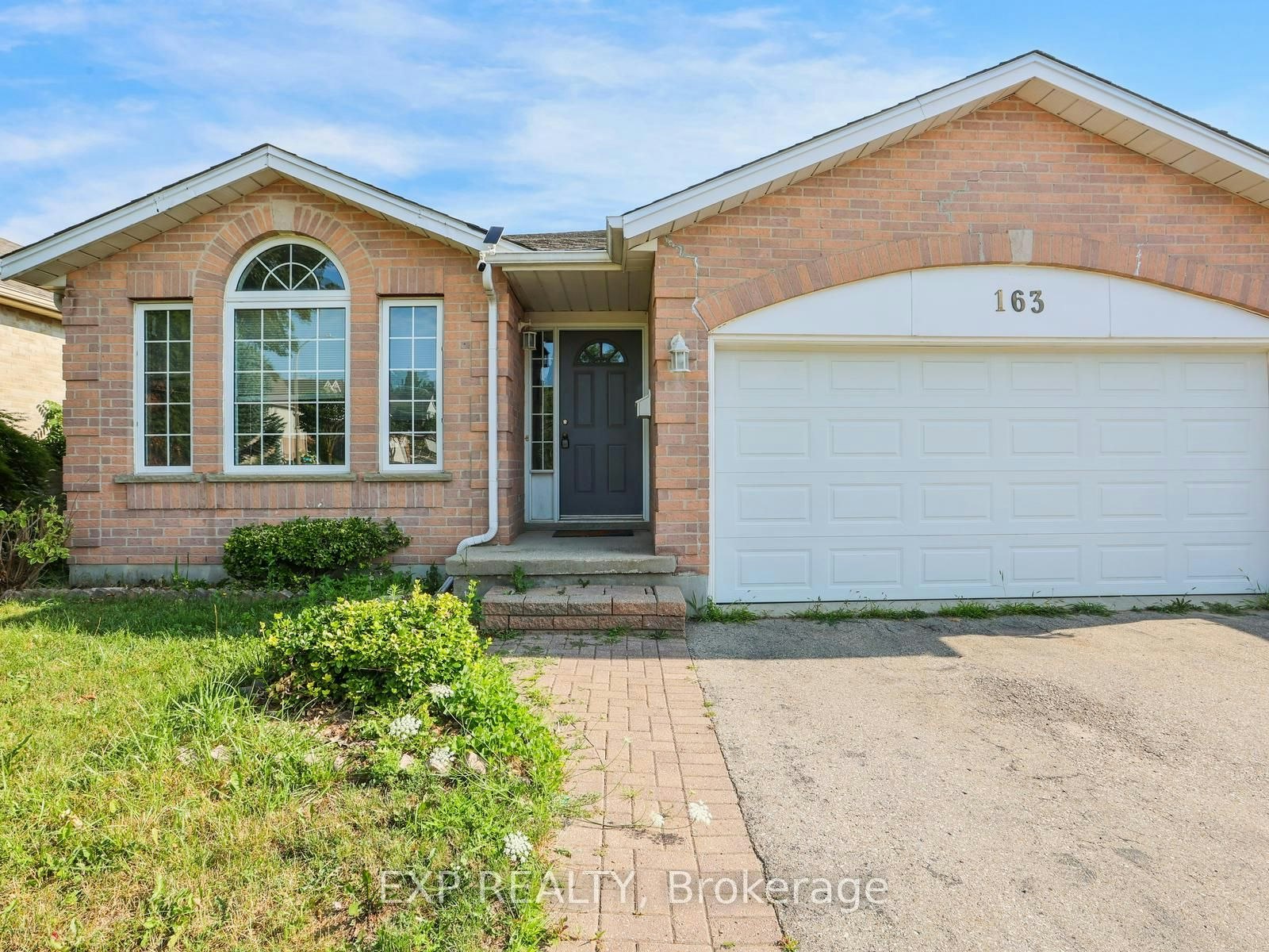 163 Daimler Drive, Kitchener, ON, N2A 4C7 - 2