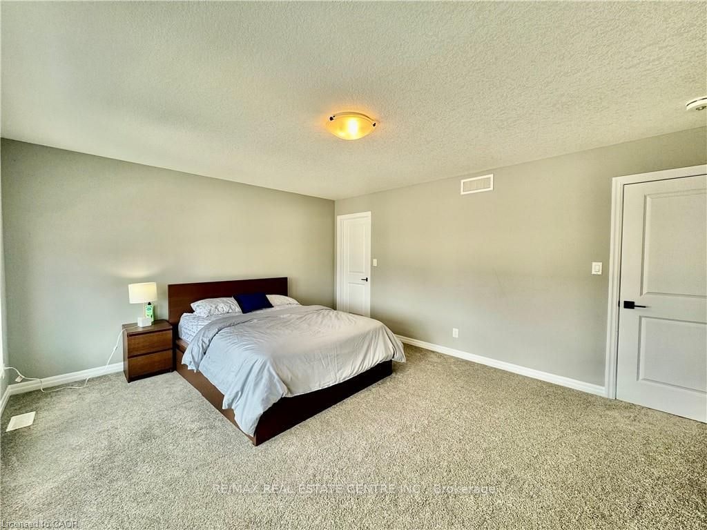 179 Otterbein Road, Kitchener, ON, N2B 0A8 - 28