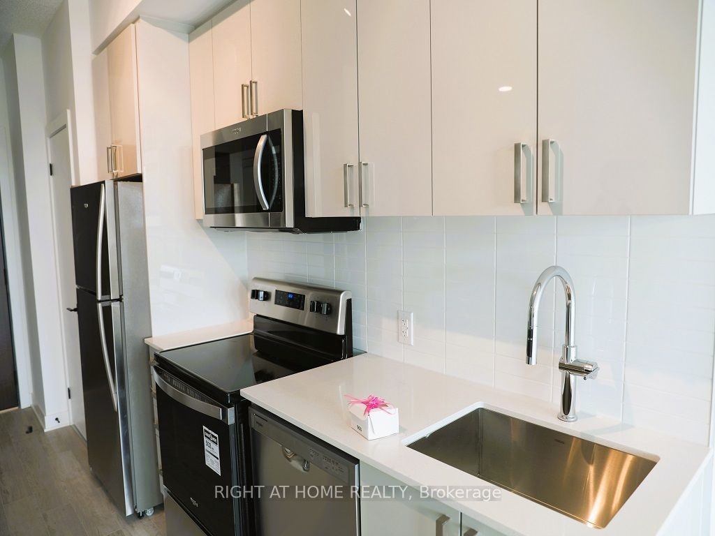 903-2782 Barton Street N, Hamilton, ON, L8E 2J8 - 5