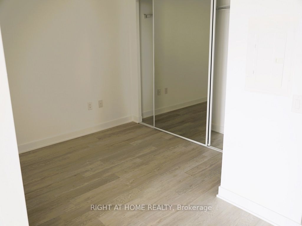 903-2782 Barton Street N, Hamilton, ON, L8E 2J8 - 8