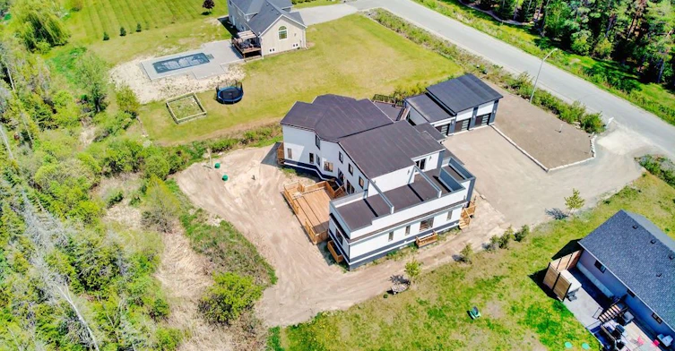 9 Rustlewood Avenue, Kawartha Lakes, ON, L0A 1A0 - 3