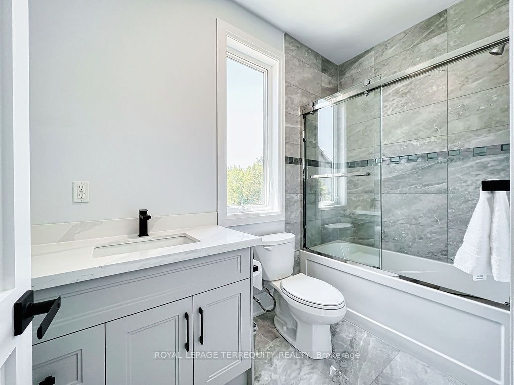 9 Rustlewood Avenue, Kawartha Lakes, ON, L0A 1A0 - 13