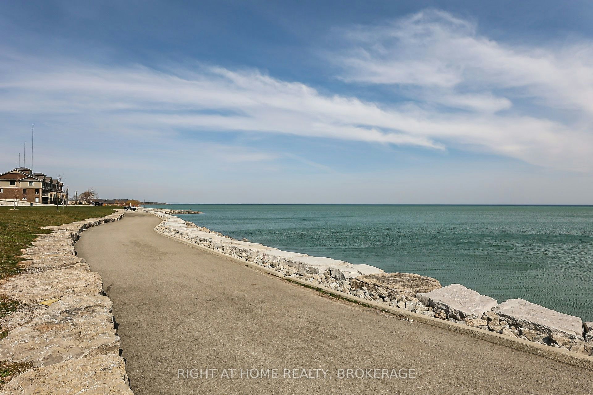 712-385 Winston Road, Grimsby, ON, L3M 0J2 - 29