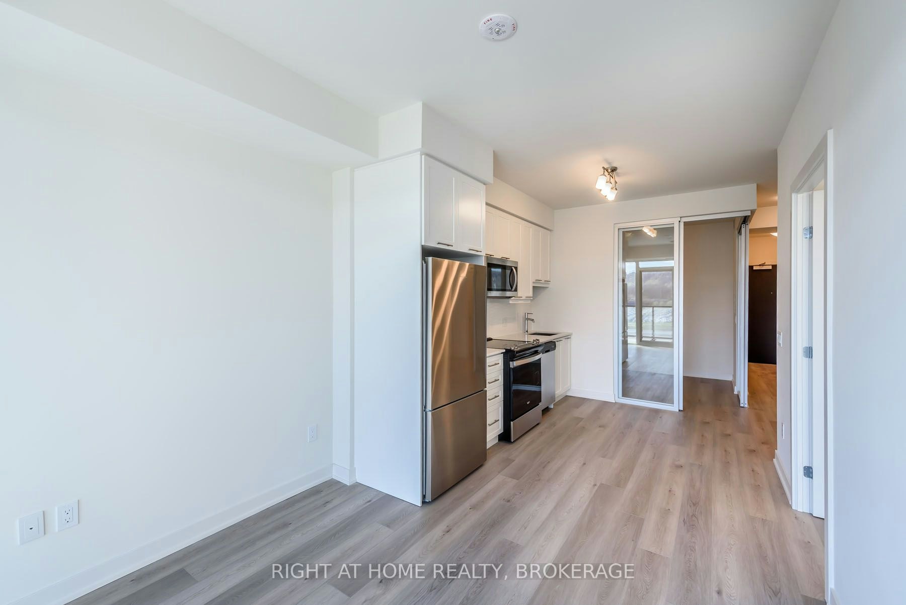 712-385 Winston Road, Grimsby, ON, L3M 0J2 - 9