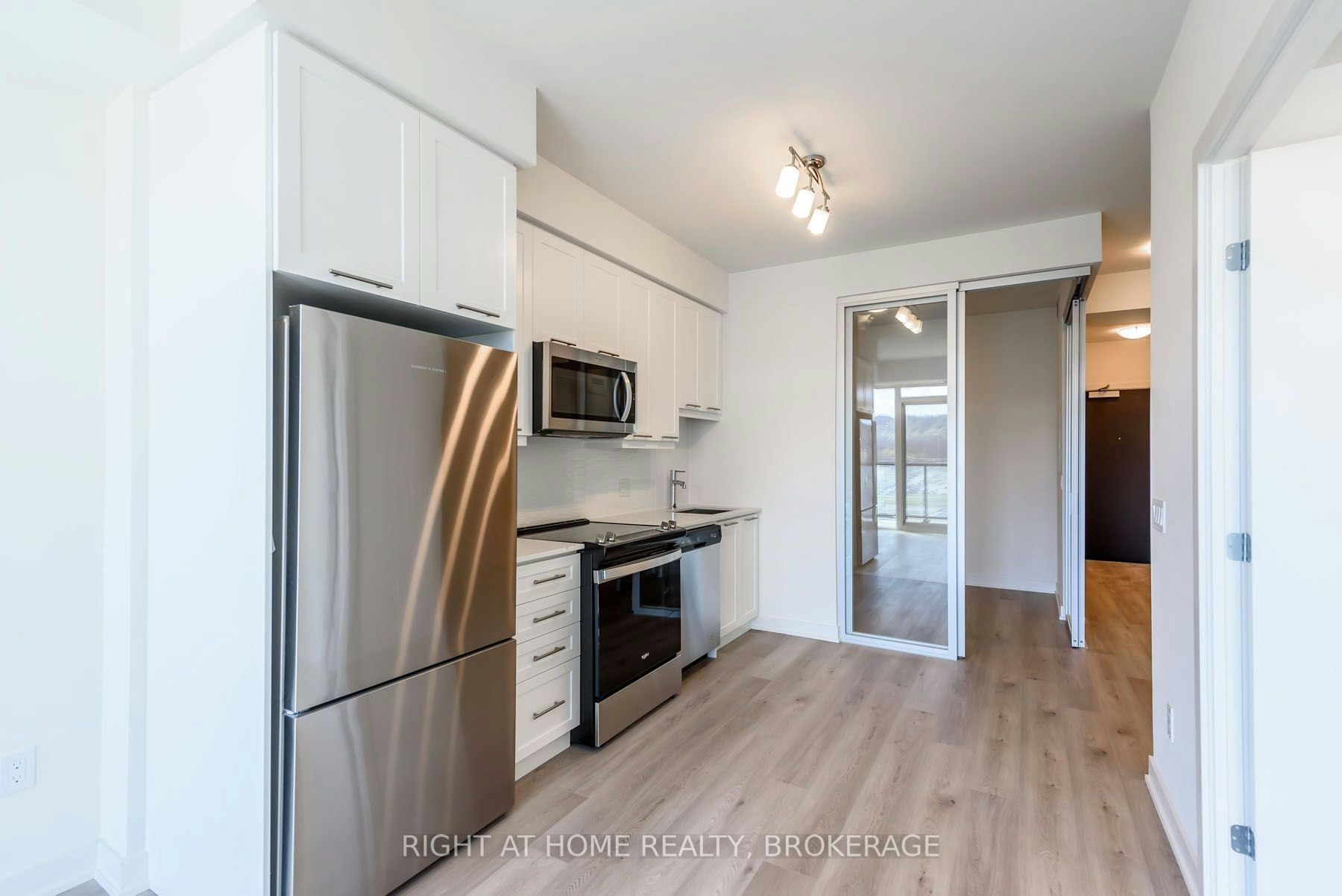 712-385 Winston Road, Grimsby, ON, L3M 0J2 - 7