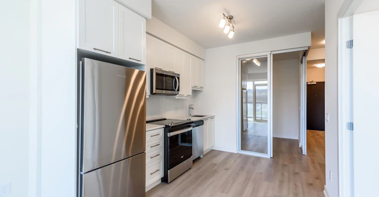 712-385 Winston Road, Grimsby, ON, L3M 0J2 - 7