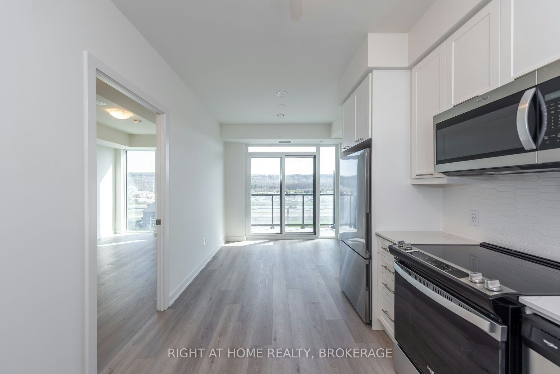 712-385 Winston Road, Grimsby, ON, L3M 0J2 - 17