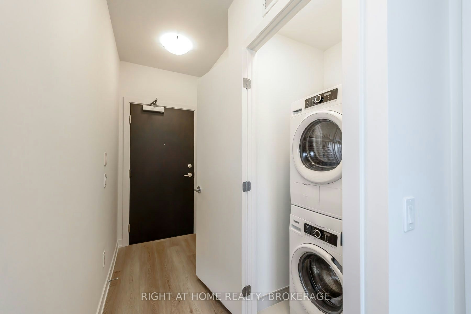 712-385 Winston Road, Grimsby, ON, L3M 0J2 - 23