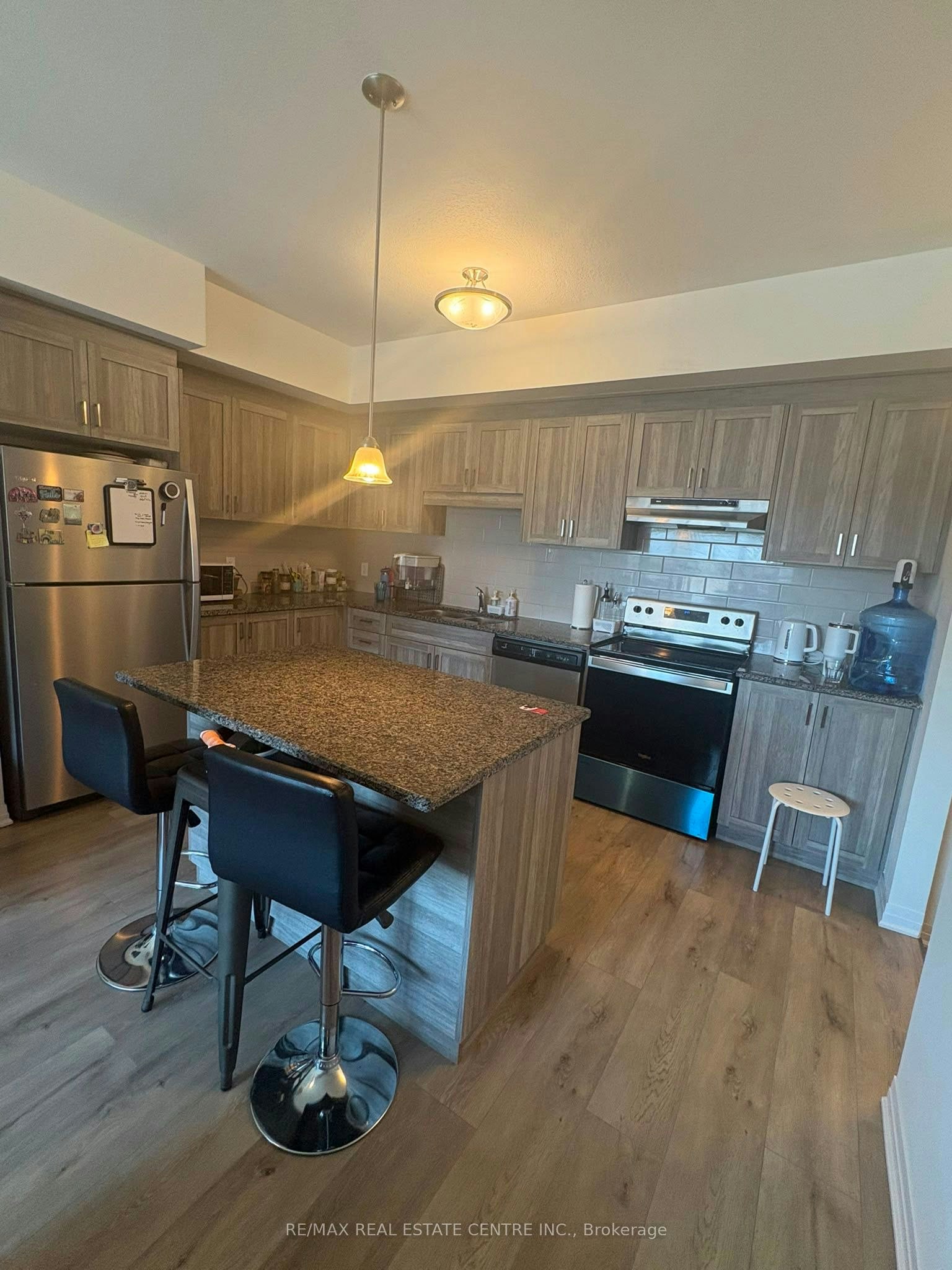 A7-25 Isherwood Avenue, Cambridge, ON, N1R 1B6 - 3