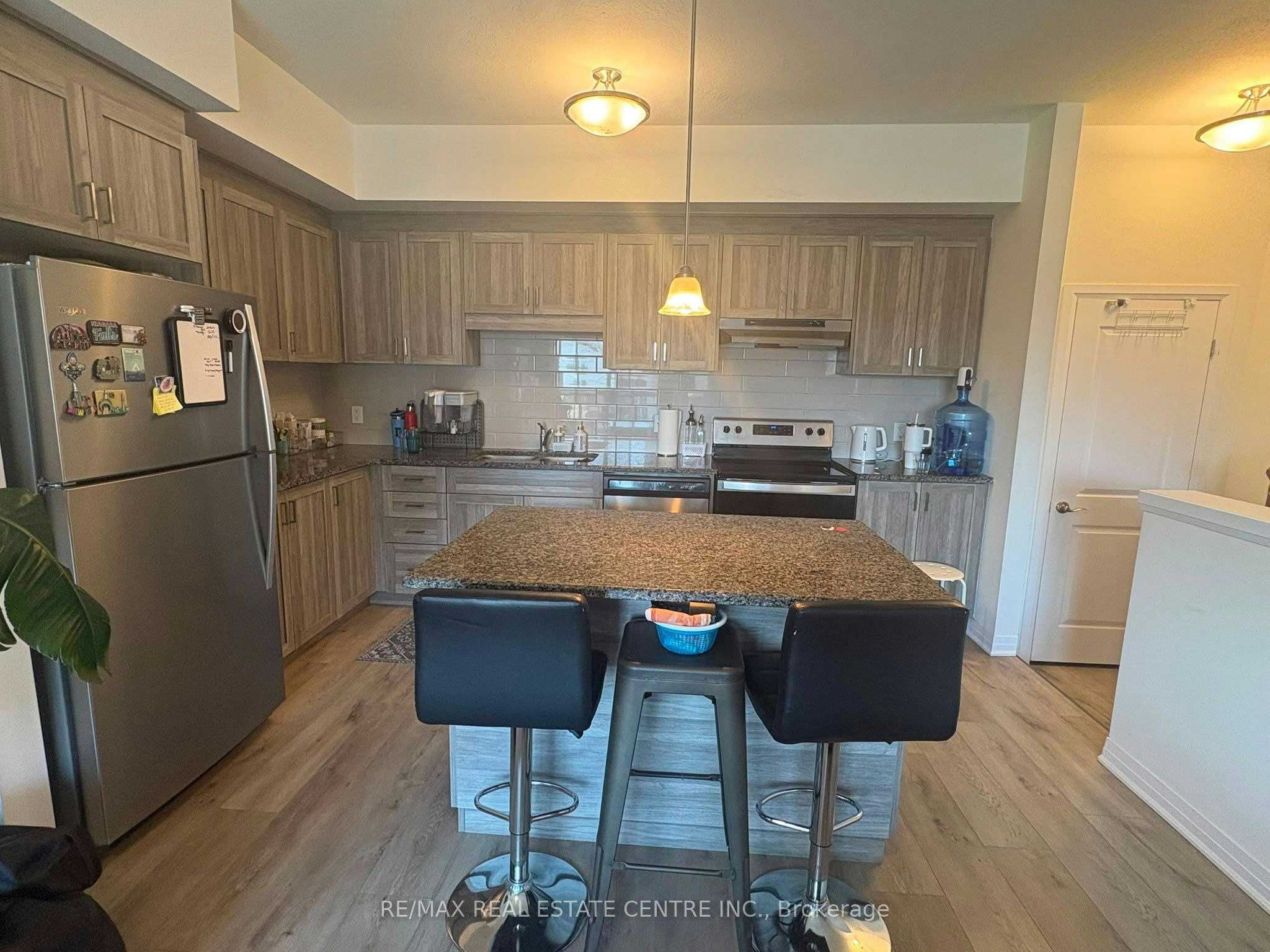 A7-25 Isherwood Avenue, Cambridge, ON, N1R 1B6 - 4
