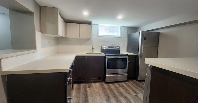 Lower-26 Grandfield Street, Hamilton, ON, L8T 2H2 - 5