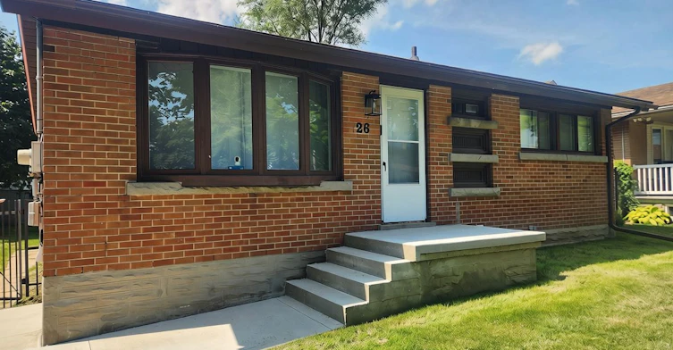 Lower-26 Grandfield Street, Hamilton, ON, L8T 2H2