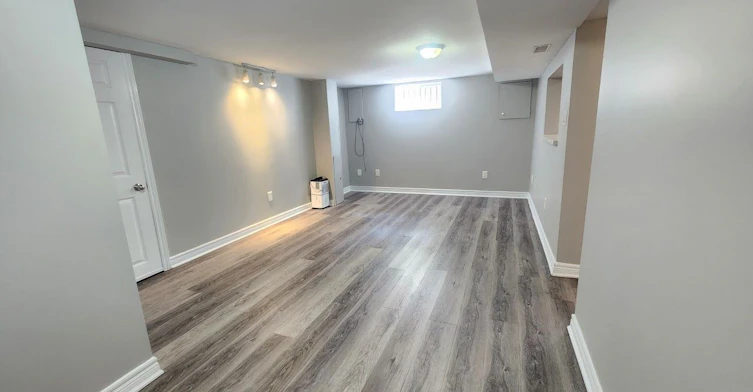 Lower-26 Grandfield Street, Hamilton, ON, L8T 2H2 - 10
