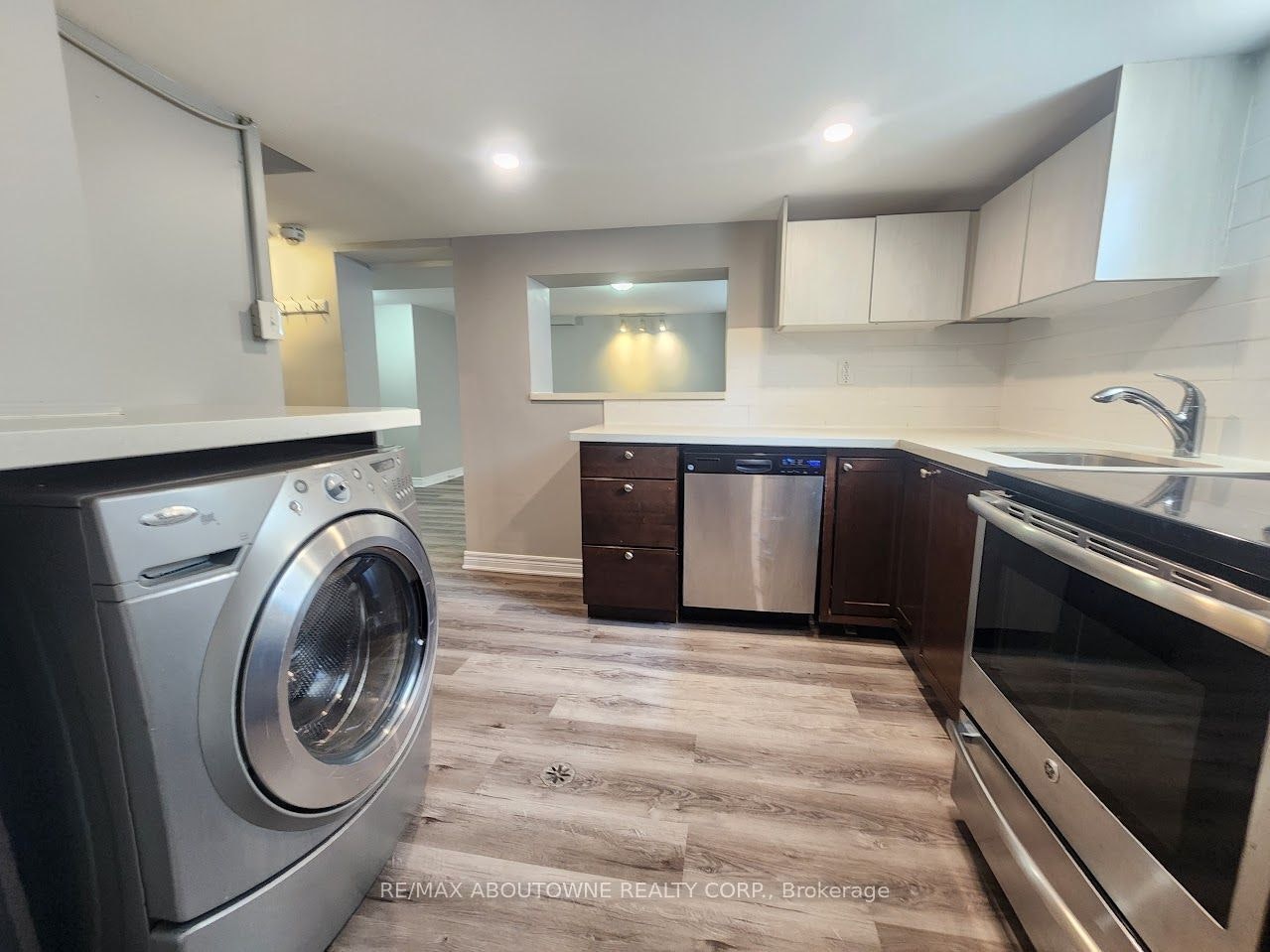 Lower-26 Grandfield Street, Hamilton, ON, L8T 2H2 - 6