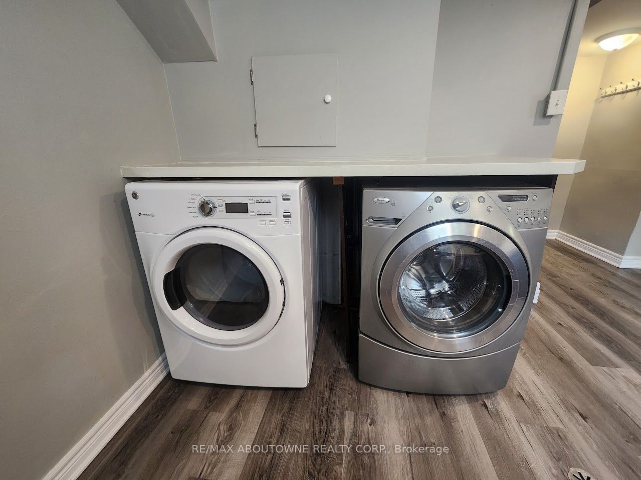 Lower-26 Grandfield Street, Hamilton, ON, L8T 2H2 - 7