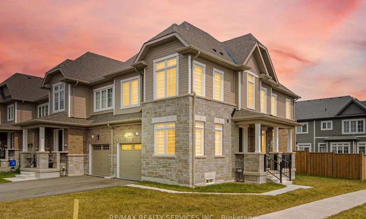 10 Conboy Drive