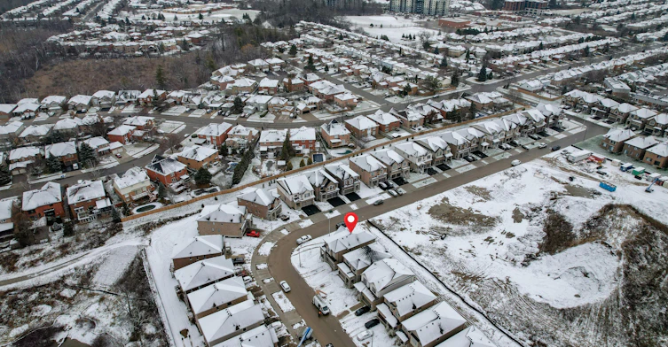 31 Garland Avenue, Cambridge, ON, N1T 0E7 - 43
