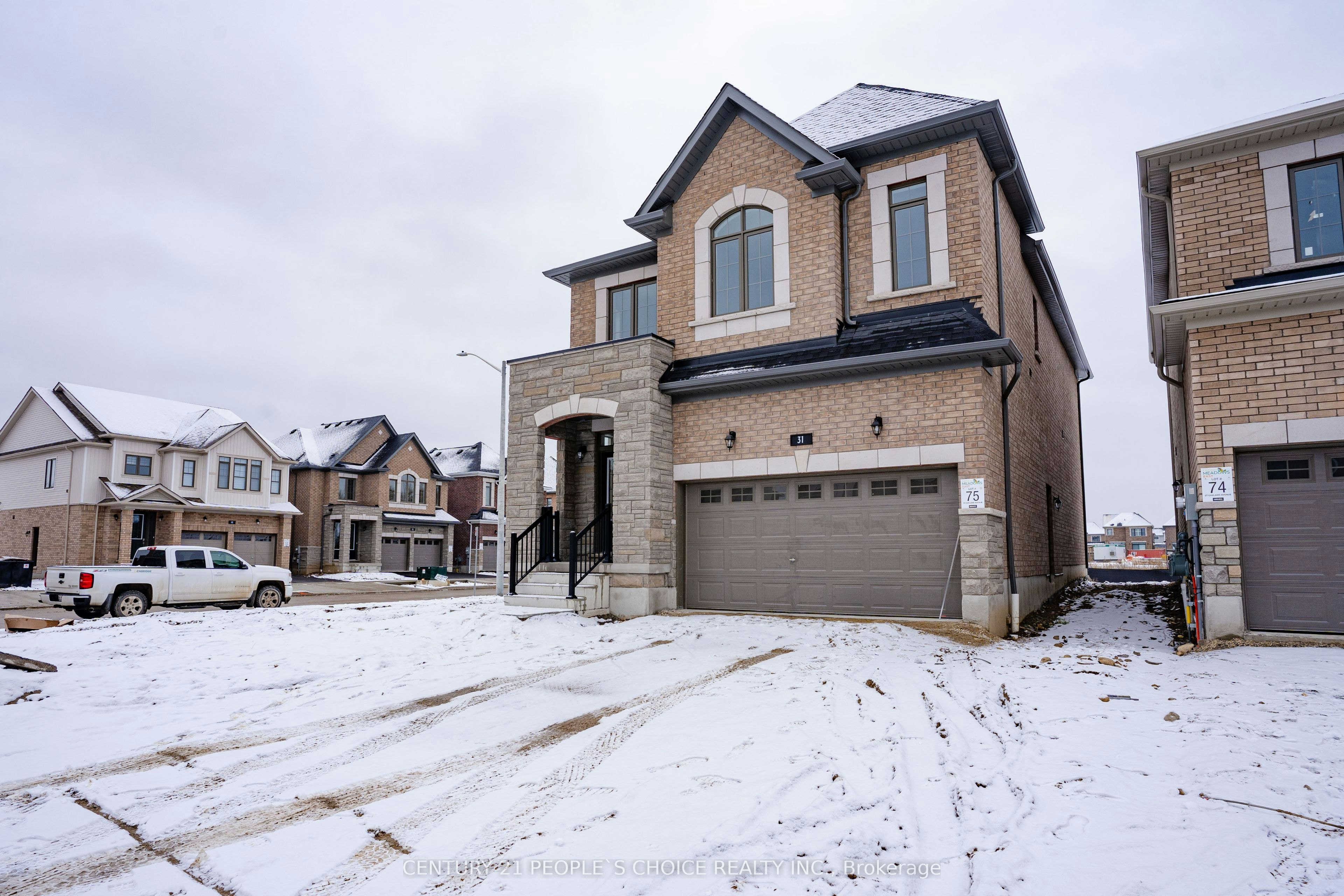 31 Garland Avenue, Cambridge, ON, N1T 0E7 - 2