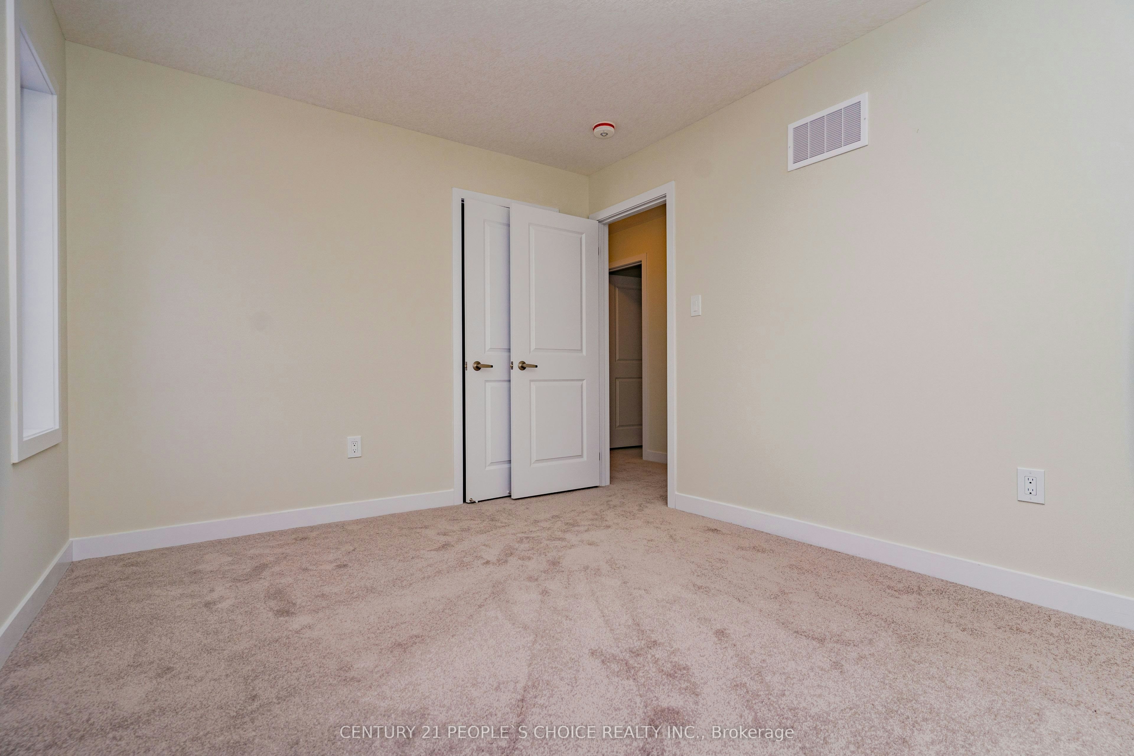31 Garland Avenue, Cambridge, ON, N1T 0E7 - 31