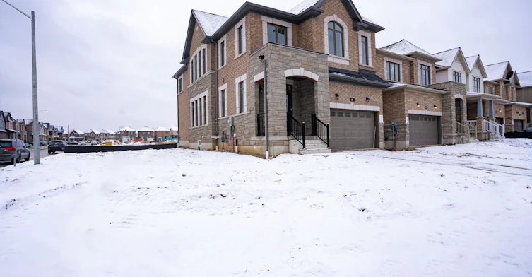 31 Garland Avenue, Cambridge, ON, N1T 0E7 - 3