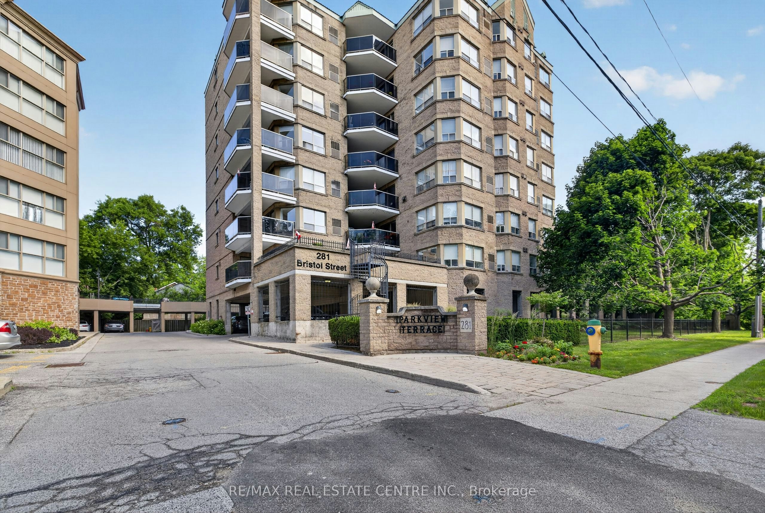 602-281 Bristol Street, Guelph, ON, N1H 8J3