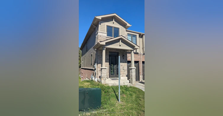 49-100 Hollywood Court, Cambridge, ON, N1R 0C5