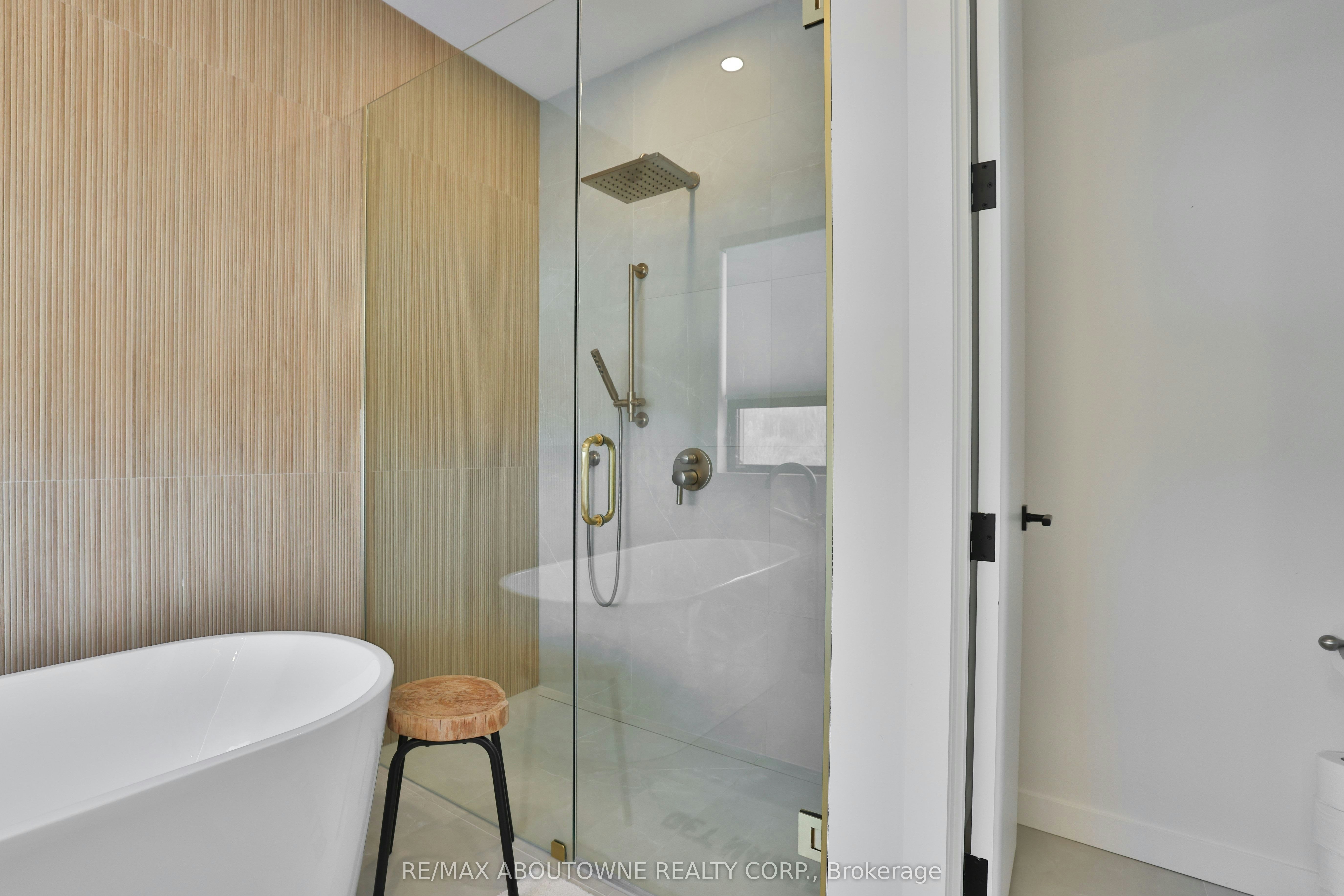 70 Upper Mount Albion Road, Hamilton, ON, L8J 2S1 - 21
