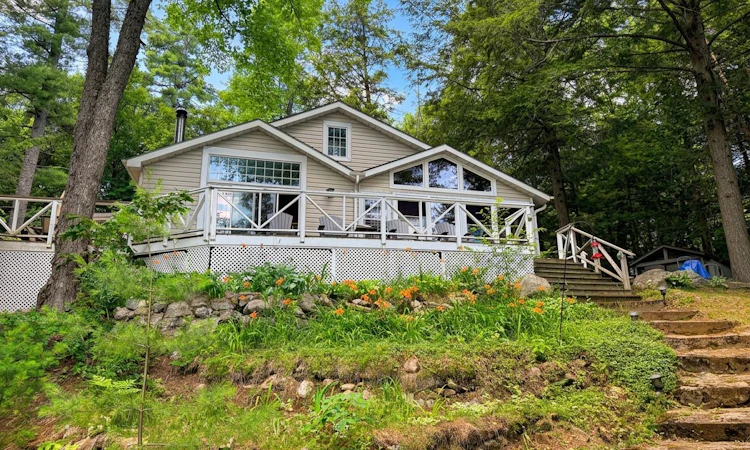 1118 Pine Lake Shores N/A