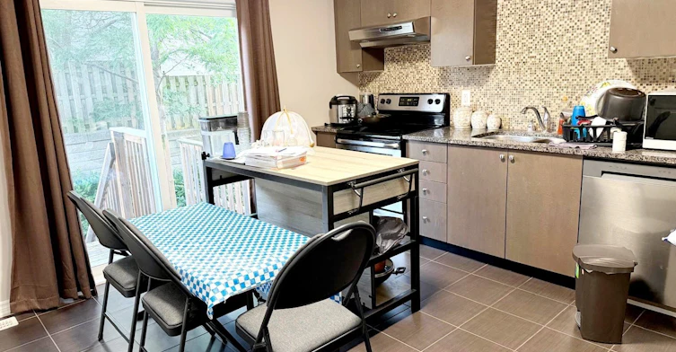 1-12 Poplar Drive, Cambridge, ON, N3C 0G4 - 4