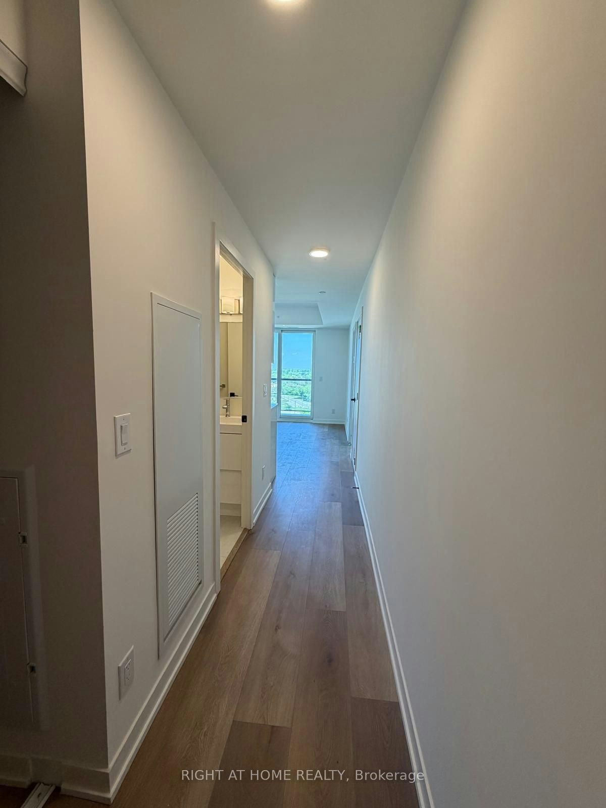 1402-33 Erie Avenue, Brantford, ON, N3S 0K7 - 3